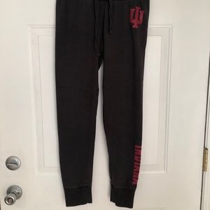 IU legging